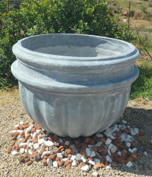 Round Planter Range
