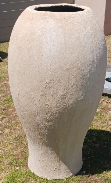 Large Display Pots