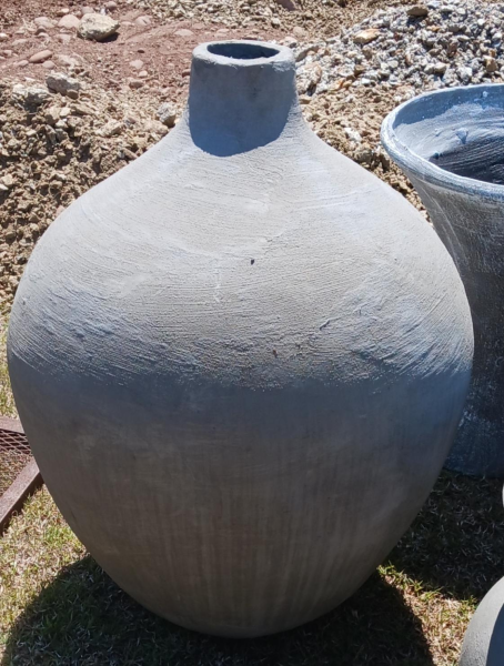 Large Display Pots