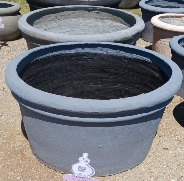Round Planter Range